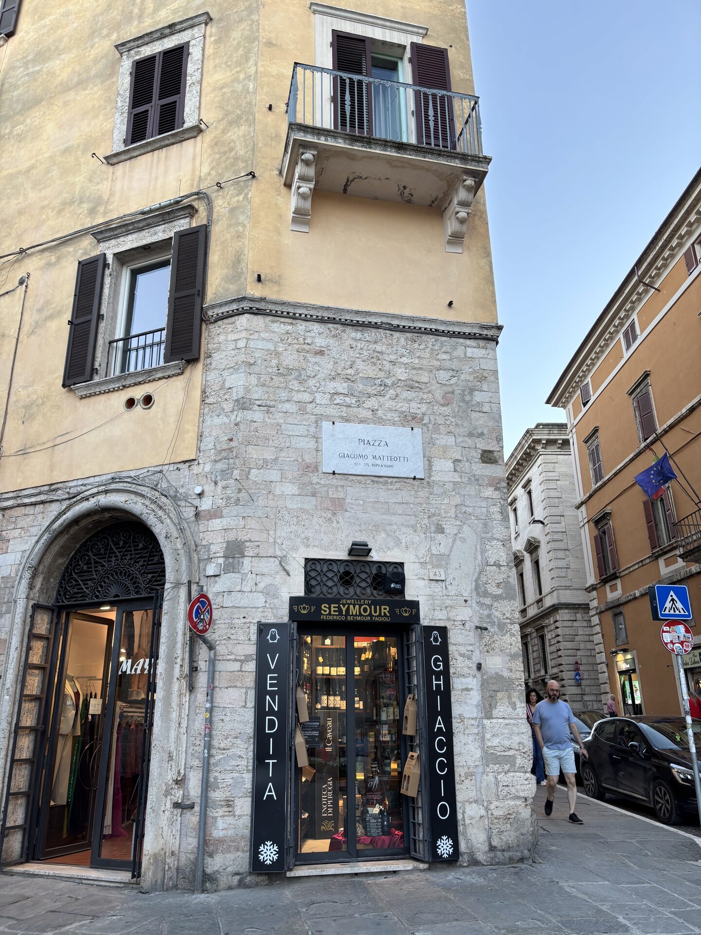 A Longer Stay in Italy: What Australians Should Check First